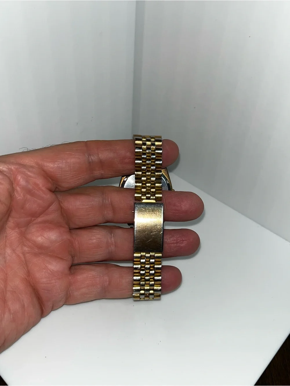 Elgin Presidential FC400 Day/Date Qtz: Men's Watch Scratched Crystal New Battery